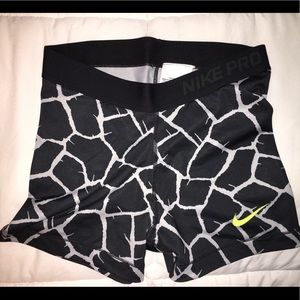 Nike Pro Compression Shorts 3”